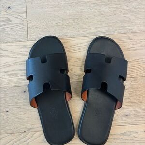 Hermes Men’s Izmir Sandal Size 44/Size 11